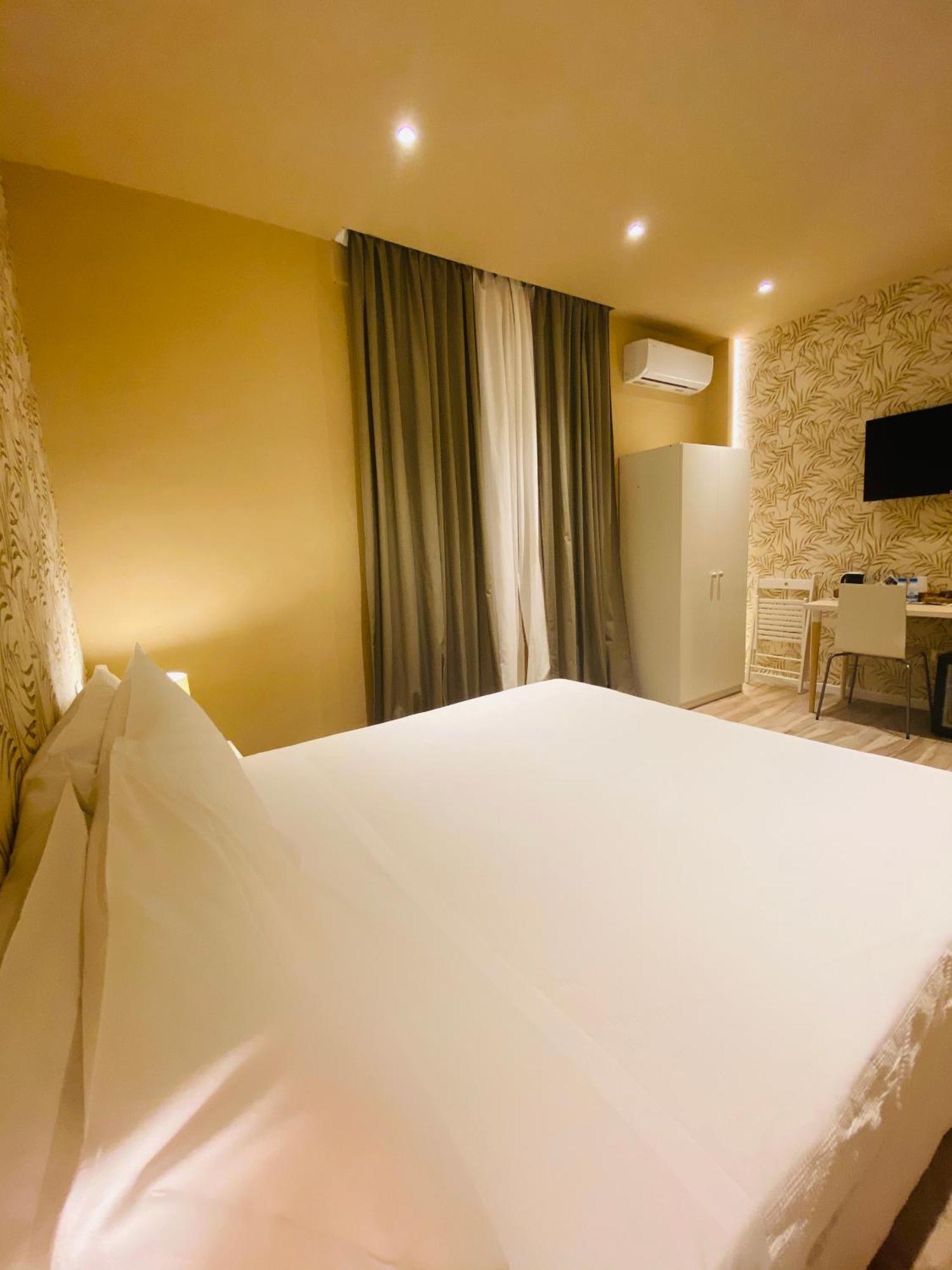 Harmony House Prestige Bed and Breakfast Pisa Kamer foto